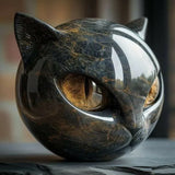 Wächterkatze aus schwarzem Stein