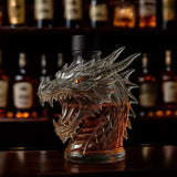 Drachenkopf-Whiskyflasche